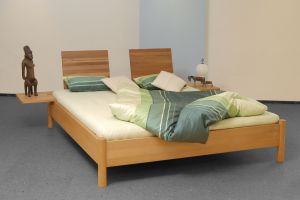 Massivholzbett Point