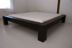 Massivholzbett Katanka